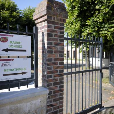 Reconversion de l'ancien préau de l'école de Prunay-le-Gillon 4