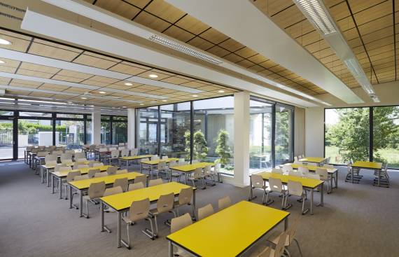 Restaurant scolaire de l'école Victor Hugo à Vernouillet 1_2